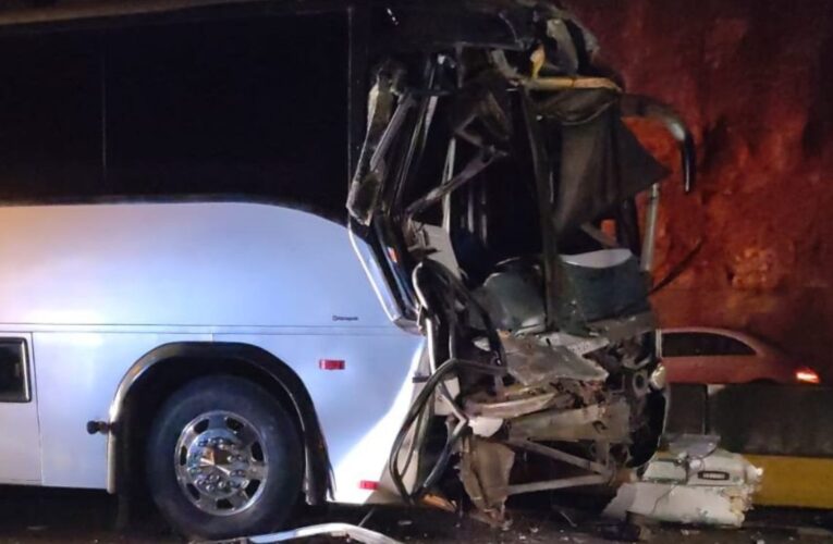 Accidente sobre la autopista Guadalajara-Tepic deja dos muertos